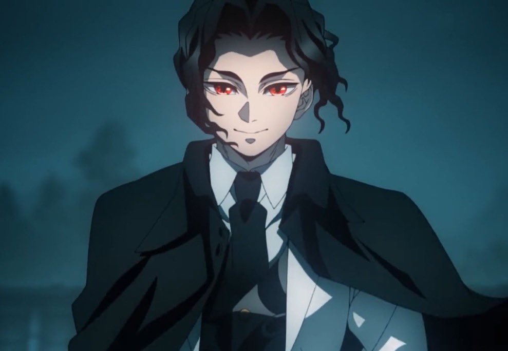 ก่อนให้ขนมแมวเลีย          หลังกินขนมแมวเลีย