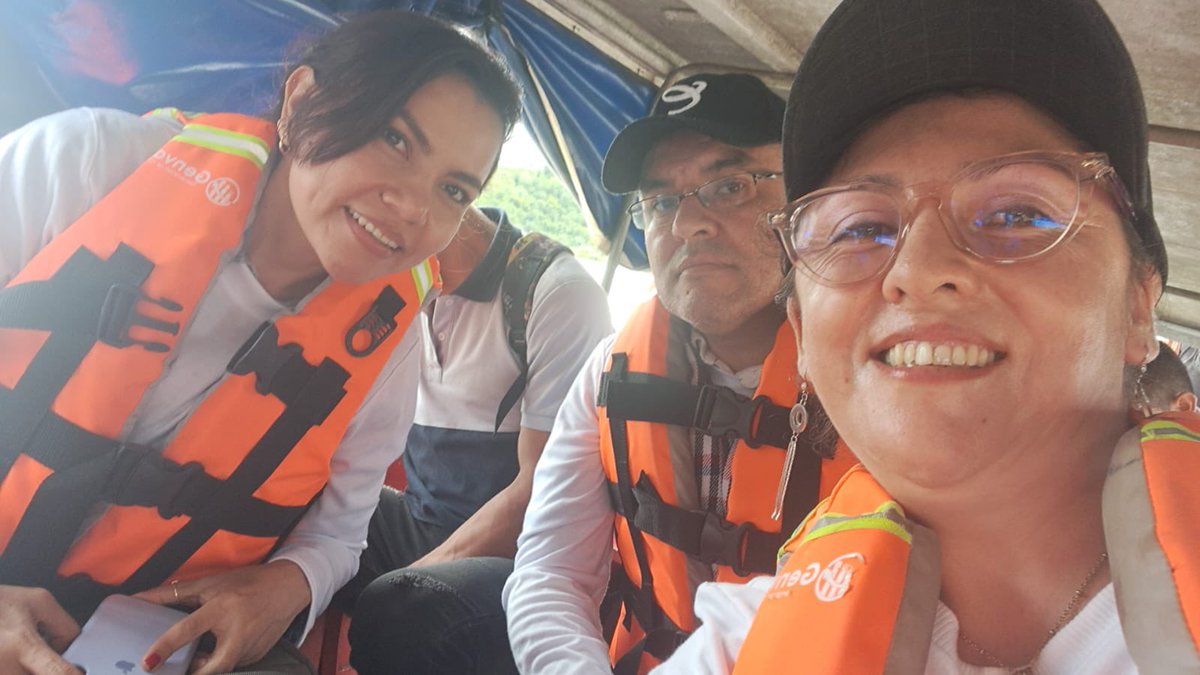 genvalsas's tweet photo. Nuestro equipo llega donde las oportunidades son escasas, estamos presentes donde nos necesitan. @USAID_Colombia @Mineros_sa #PlanSororo #Equidad #ComunidadesResilientes #DesarrolloSocial https://t.co/qNg5RwQMfd