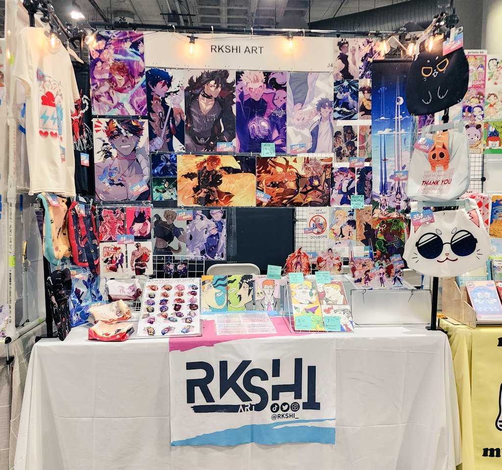 RKSHI_'s tweet photo. ALL SET UP AT @AnimeExpo ! Table J44~ https://t.co/ia1VevKnKH
