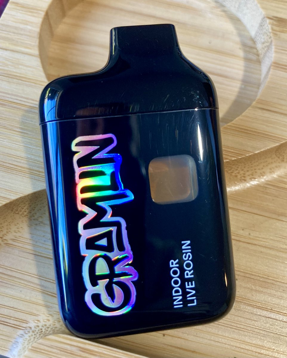 I'm also bringing this new Gramlin Super Silver Haze live rosin cartridge.  When I toured @Goldflora_CA's cultivation and extraction facility last  week, we met the rosin team led by a former top