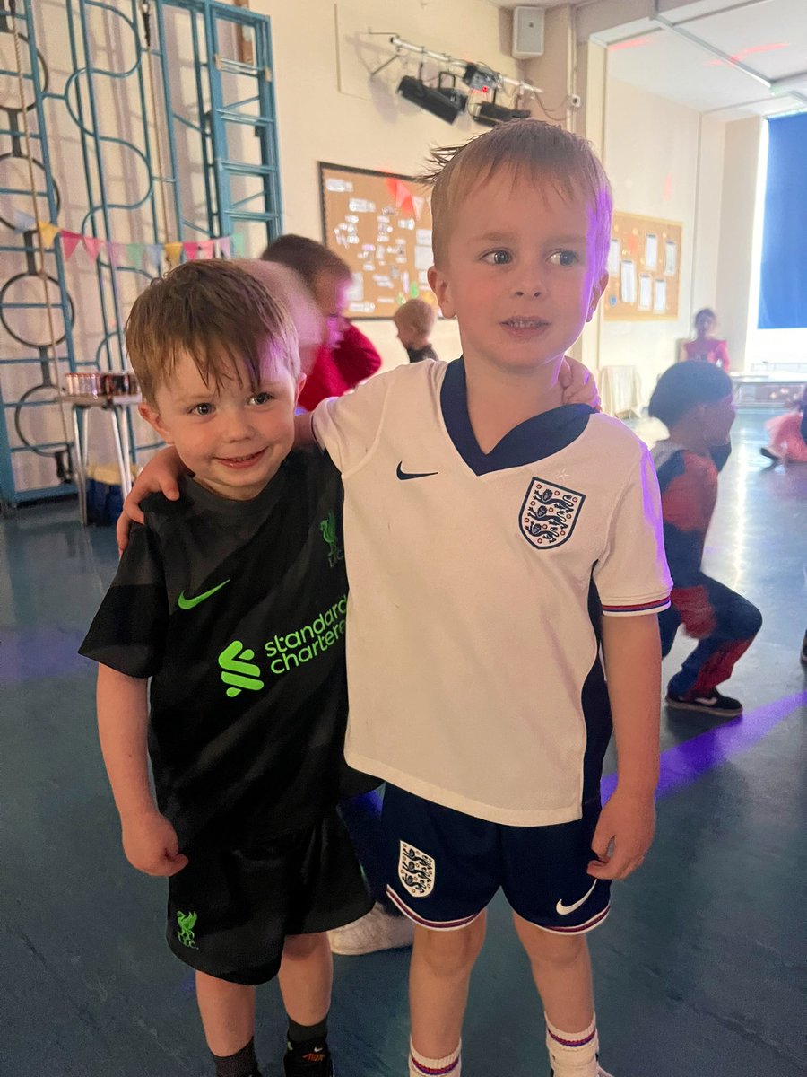 Holy Family Cronton Nursery and Reception tweet media