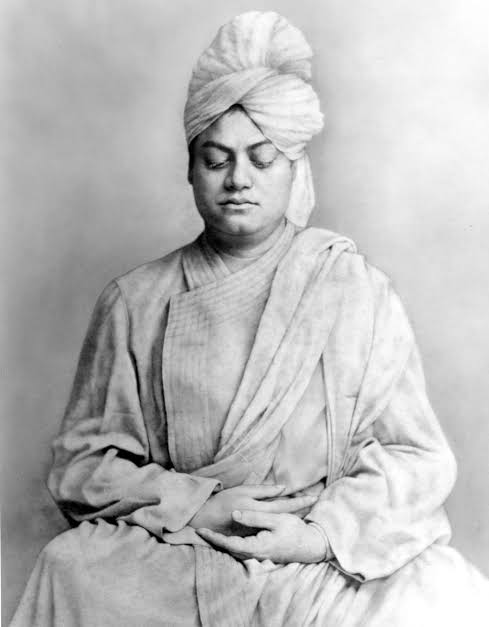 labstamil's tweet photo. Today is Swami Vivekananda's remembrance day.

London, 1896:
Swami Vivekananda sees a rare book comprising of all 108 Upanishads in Prof. Paul Deussen's library.

He wanted to read it.
The problem? 
It was in Tamil.

So Vivekananda wrote to Alasinga Perumal (a Tamil school teacher) asking him to send a copy of the Tamil book juxtaposed with Devanagari equivalents so that he can learn to read the Tamil letters!

Imagine the amount of work required to read a huge tome of 108 Upanishads in a new language. 

To someone with a thirst for knowledge, language is only a tool, a means to a greater end.