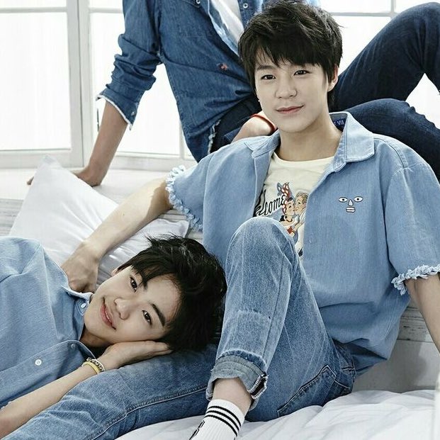 norkor2r's tweet photo. ถ้าโตขึ้นแล้วยังจะให้เค้านอนตักอยู่อีกไหม?
                                             
                                                                      ตลอดไป.. https://t.co/fvDnupUkJF