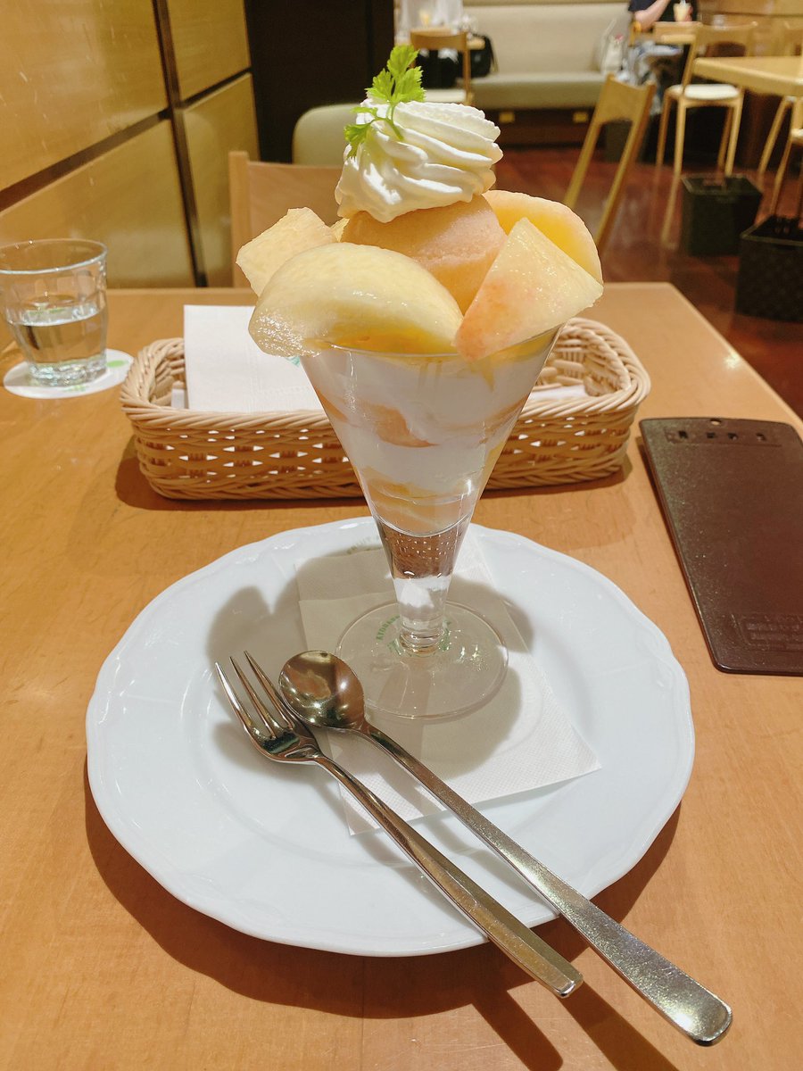 70rdergoto_h's tweet image. ひっさしぶりの7ORDER楽しかった☺️
3階だけどめちゃくちゃどセンターで見やすかったし、やっぱり7ORDERの音楽が好きだーー！！