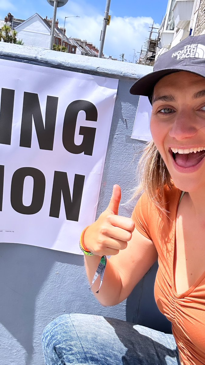 Just voted Green 💚 now going for a surf 🏄‍♀️