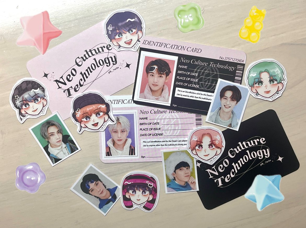 ph_7win's tweet photo. 𝗪𝗮𝘆𝗩 𝗖𝗢𝗡𝗖𝗘𝗥𝗧 [𝗢𝗡 𝗧𝗛𝗘 𝗪𝗮𝘆] 𝗜𝗡 𝗝𝗔𝗣𝗔𝗡
無料配布 ソンムル

\\ 第2️⃣弾 //
威神V単独ツアーにてステッカーの無料配布を行います✧

📍名古屋・東京公演(4日間)
🌱時間場所は当日

第一弾のIDカードと合わせて是非貰いに来てください💳
RT+♡をおねがいしますᴖ ·̫ ᴖ🤍 https://t.co/blogHtD8D8