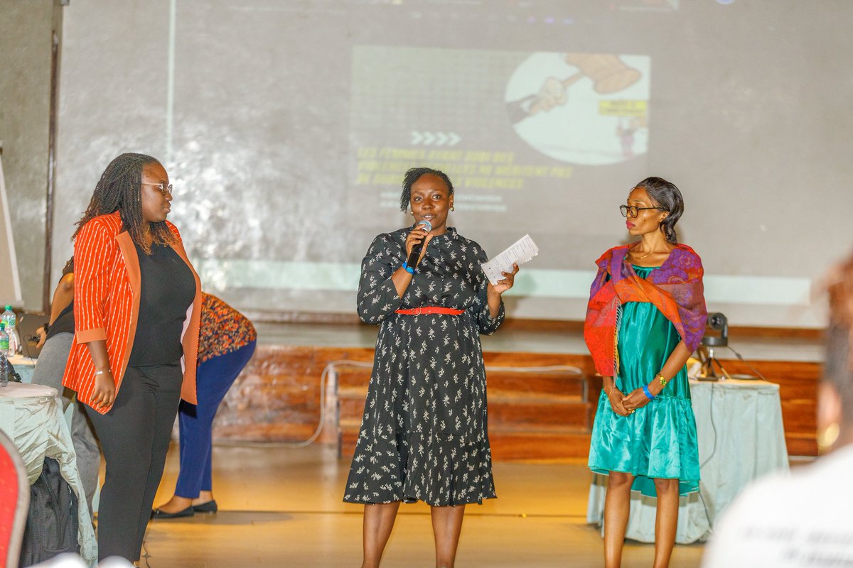 mariamnaf's tweet photo. Jour 4 à somone au Sénégal 🇸🇳 nous parlons d’activisme sur les réseaux sociaux et le plaidoyer en général ! C’est le forum de renforcement de capacités du leadership des jeunes féministes en Afrique
@unwomenafrica #leadforfeministes https://t.co/VnvTeuh5LC