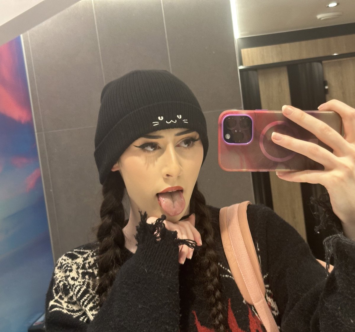 olympia ♡ (@olympiabutirl) / Posts / X