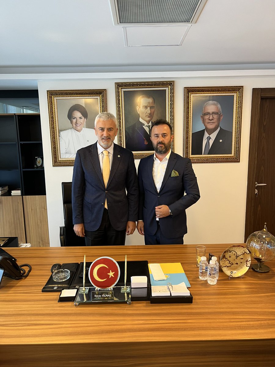 AbdullahDmroglu's tweet photo. İyi Parti Genel Başkan Yardımcısı hemşehrimiz Sayın @enveryilmazordu ya İyi Parti genel merkezinde hayırlı olsun ziyaretinde bulunduk. Nazik kabulleri için teşekkür eder, çıkmış olduğu bu yolda başarılar dilerim. https://t.co/OFhUvInQ44