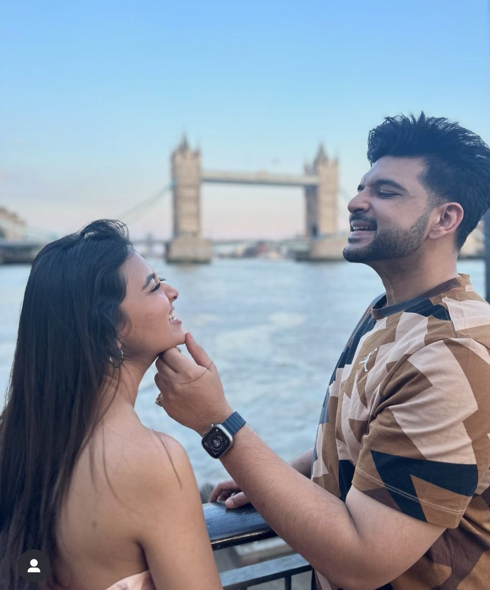 happy_soul_101's tweet photo. Plz this is tooo cuteeeee😭😭😭♥️♥️♥️ my heart😭♥️🧿 #TejRan 
The way he is holiding her in first one😭♥️ https://t.co/OpkRd70s15