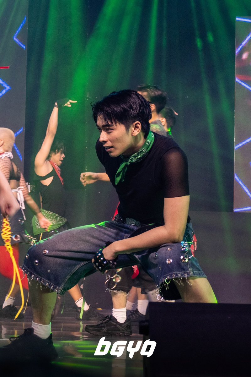 bgyo_ph's tweet photo. #BGYO_Gelo | #TheDemoX Photo Series 

Kuhang-kuha ni Kapitan ang #gigil sa entablado! Congratulations @bgyo_gelo  and @ateamph, we’re proud of you!❤️‍🔥🙌

#ATeamPH10thYear
#BGYO_Gigil #BGYO (1/2) https://t.co/ybwsWhPUGM