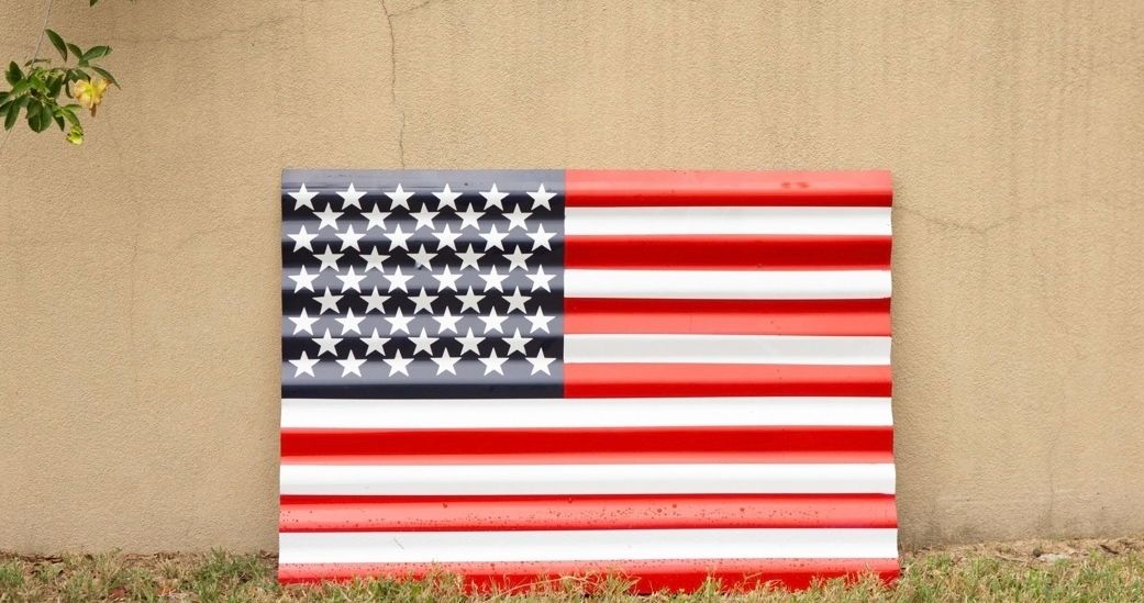 LeighCountry's tweet photo. From our family to yours, we wish you a happy and safe 4th of July!! 🇺🇸 Celebrate with Star-Spangled Savings happening this week only. Save up to 40% OFF plus FREE Shipping on orders $199 or more. Shop now ➡️ https://t.co/NsxabjqoyQ https://t.co/nHsqu96Kvz
