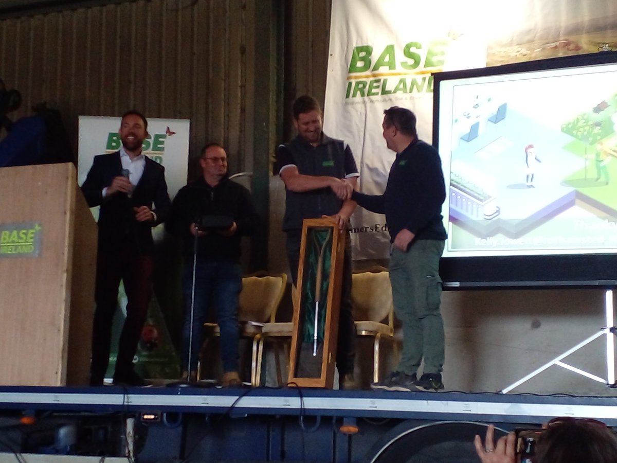 Geraghty_Notill's tweet image. A most popular winner of the @BaseIreland Philip Reck "Soil Farmer of Year" award is @tierney1981_t from Tipperary with last year's winner @gareth_culligan and Eamon Reck.
@agriculture_ie @DeptOfSciSETU @ecaf_ca @soildivil1 @SETUAgriculture