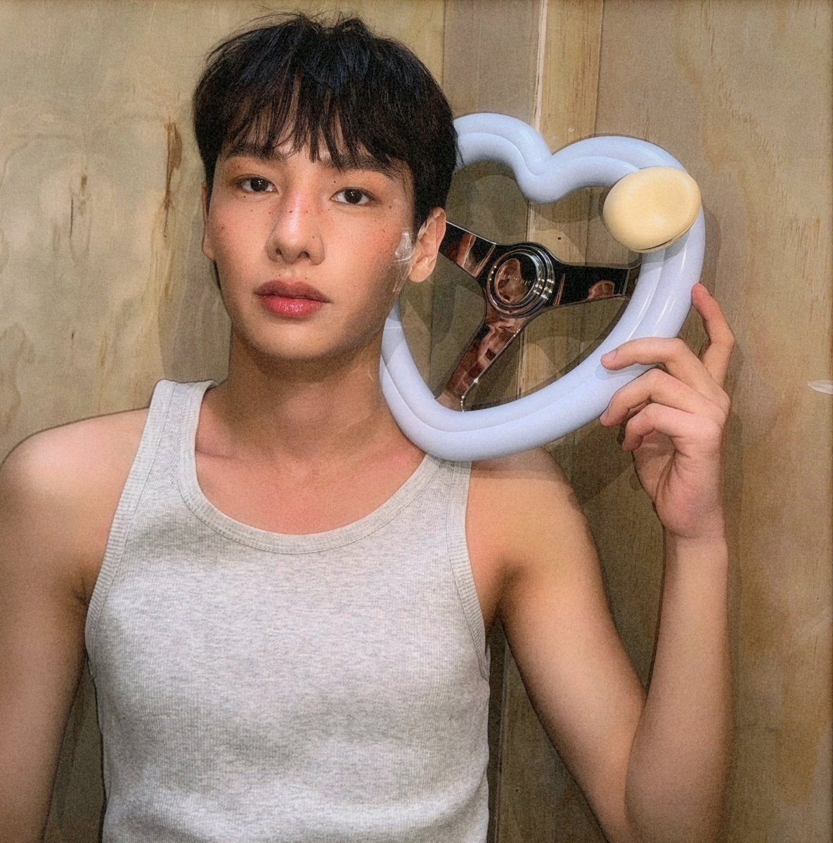 atpdumpp's tweet image. Tamburins Car Diffuser x Gun Atthaphan 🫶🏻 🔮 🫐 ✨️

#TAMBURINS 
#TamburinsCarDiffuser 
#Cardiffuser #BIGALICO

#กันอรรถพันธ์  
#GunAtthaphan