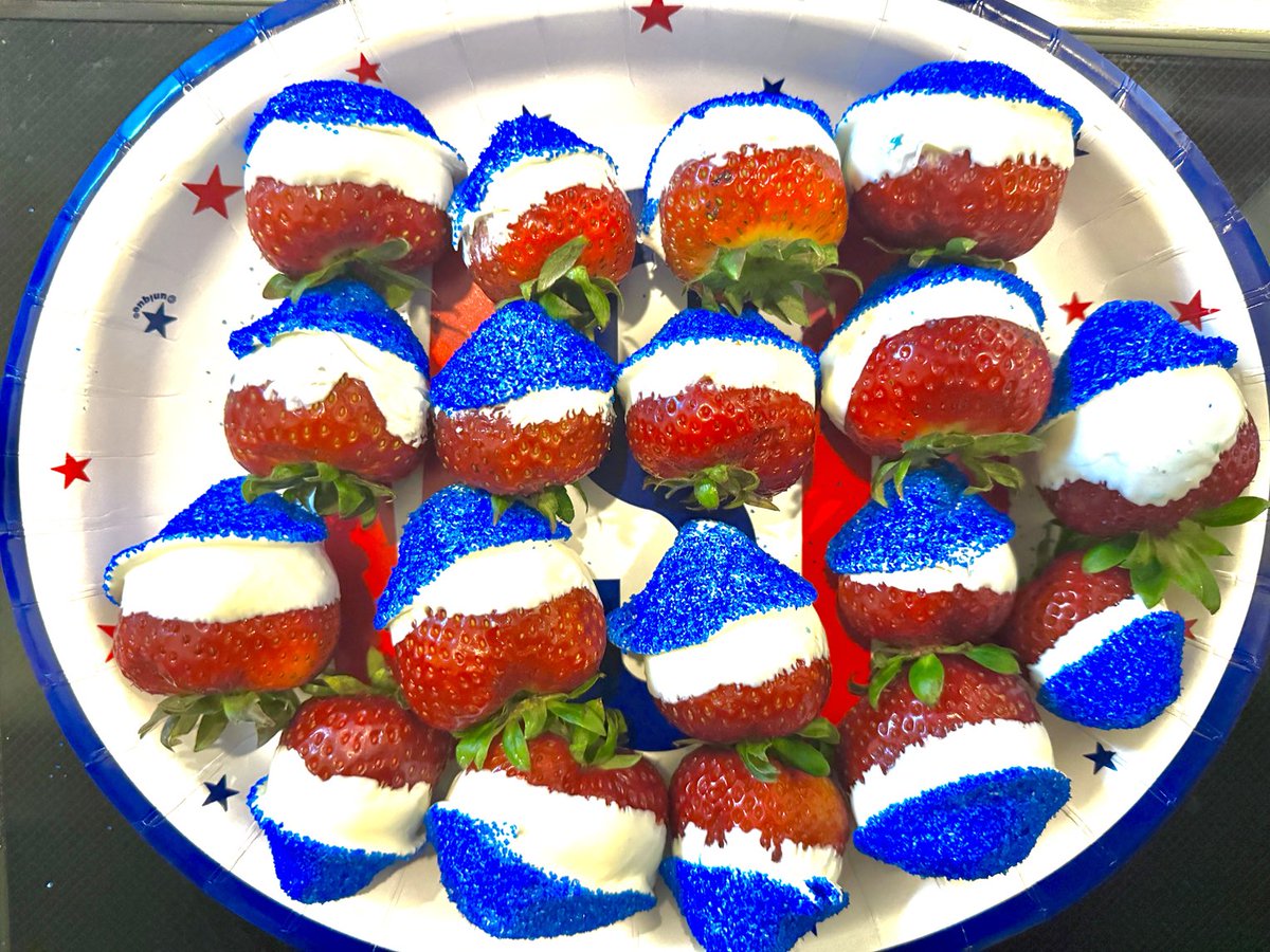 idpharmd's tweet image. #Happy4thJuly 🎉🇺🇸🇺🇸🎉😍thanks 🙏to every person who served in our military to give Americans #freedom I never take it for granted