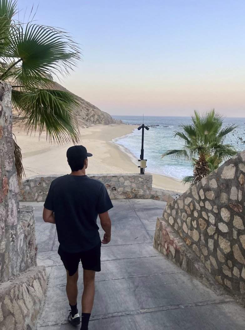 Mike Cleans tweet media