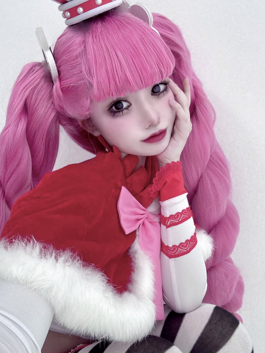 ⚠︎cos
⠀
ONEPIECE 👻🩷 ペローナ