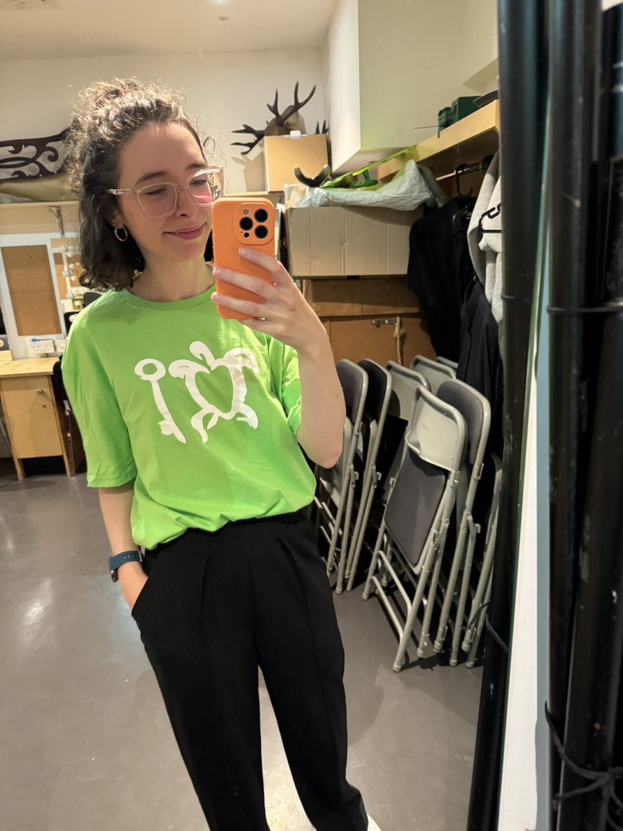 Ellie Knott tweet media