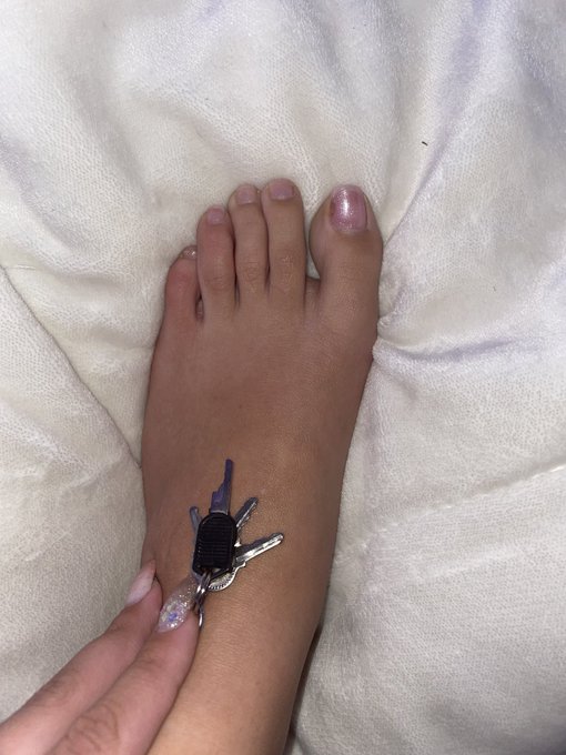 It's Independence Day, but we should all give up our freedom to @diamondanii. Life gets more free once