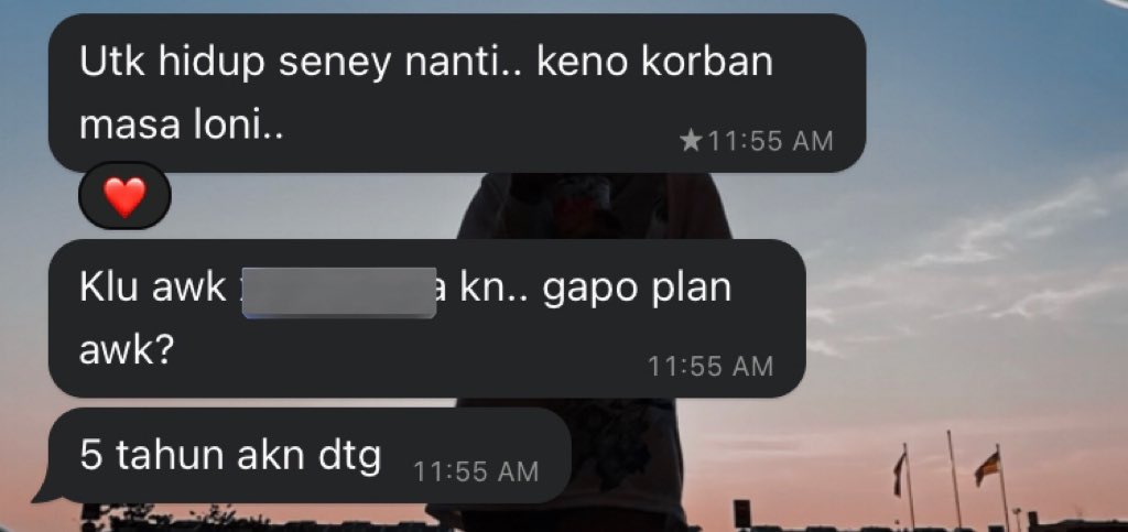 bornitoflakes's tweet photo. telling my sister im giving up on my dream then she said: https://t.co/WA9boACB1h