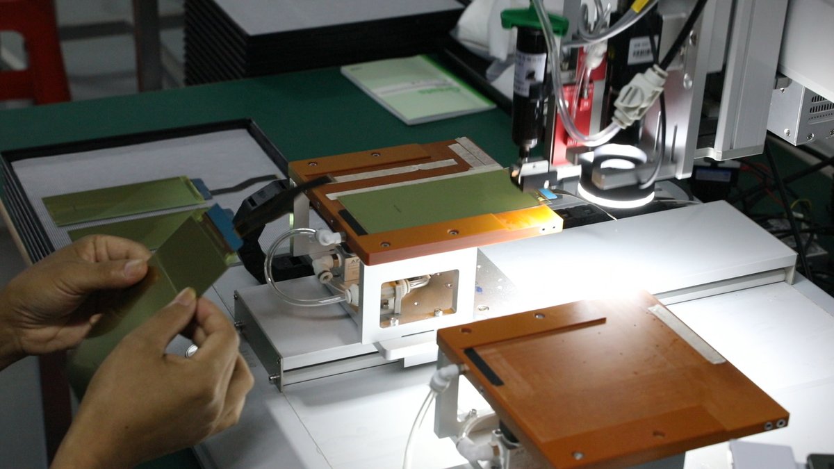 ElekworldL's tweet image. Nothing we could help you but the best quality with best price.
SK OLED screen for Samsung repair, hit me a message for details: wa.me/8613590142302.

#samsungscreen #samsungscreenrepair #samsunglcd #samsunglcdrepair #samsungrepair #skoled #skincell #elekworld #phonerepair