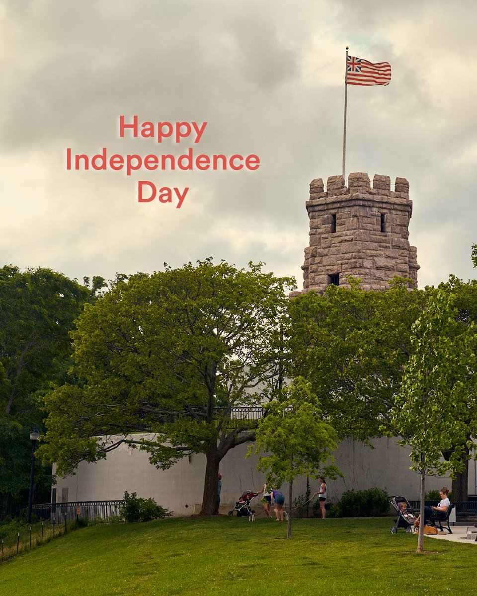 Happy 4th of July, Union Square! Wishing you all a day filled with fun festivities and unforgettable moments with loved ones. 

Stay safe and enjoy the celebrations! 🎆🇺🇸