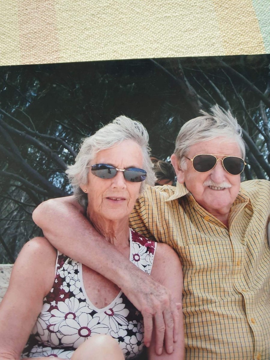 irwinmitchell's tweet photo. Our client is warning of the dangers of #Asbestos, following the sad loss of devoted wife, and mother, Joan Davies. Joan died following exposure to the substance while washing her husband's work clothes. Find out more ahead of #AMD24: https://t.co/NL48O7tShs https://t.co/7Wt2FY6ziy
