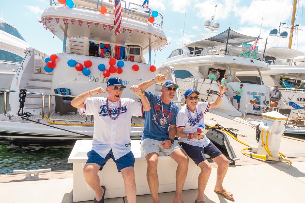 HorizonYachtUSA's tweet photo. Raise the flag, raise a glass, and raise the roof! ๐บ๐ธ๐ฅ Happy 4th of July from the Horizon family!
#4thofJuly #happy4th #horizonyachtsusa #yachtmanufacturers #horizonyacht #CustomYachts #LuxuryYachts #YachtDesign #YachtBuilders #LuxuryBoats#ExclusiveYachts #defineyourhoriz... https://t.co/HIZUGxSVkZ