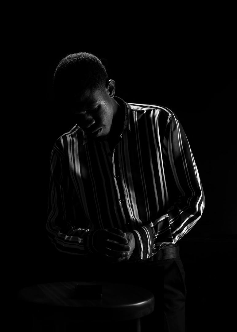 ChvgsMandre's tweet photo. Spent some free time in the studio understanding light and shadows. Took some self portraits while experimenting. Am I the only one that prefers being behind the camera?
#SelfPortraitSeries
#PlayingWithLight https://t.co/sOGKe5OXQQ