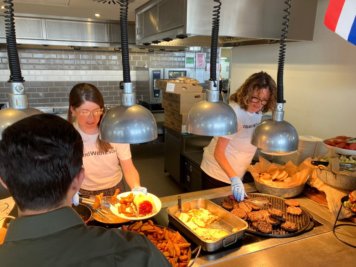 grainnemcc's tweet photo. To Evan, food has always represented far more than mere fuel. It's about connecting people. We're doing that today in London and would love to encourage you to cook, gather and share images of your meals as we call for Evan’s immediate release. #IStandWithEvan #CookForEvan https://t.co/u1pBZIbmFY