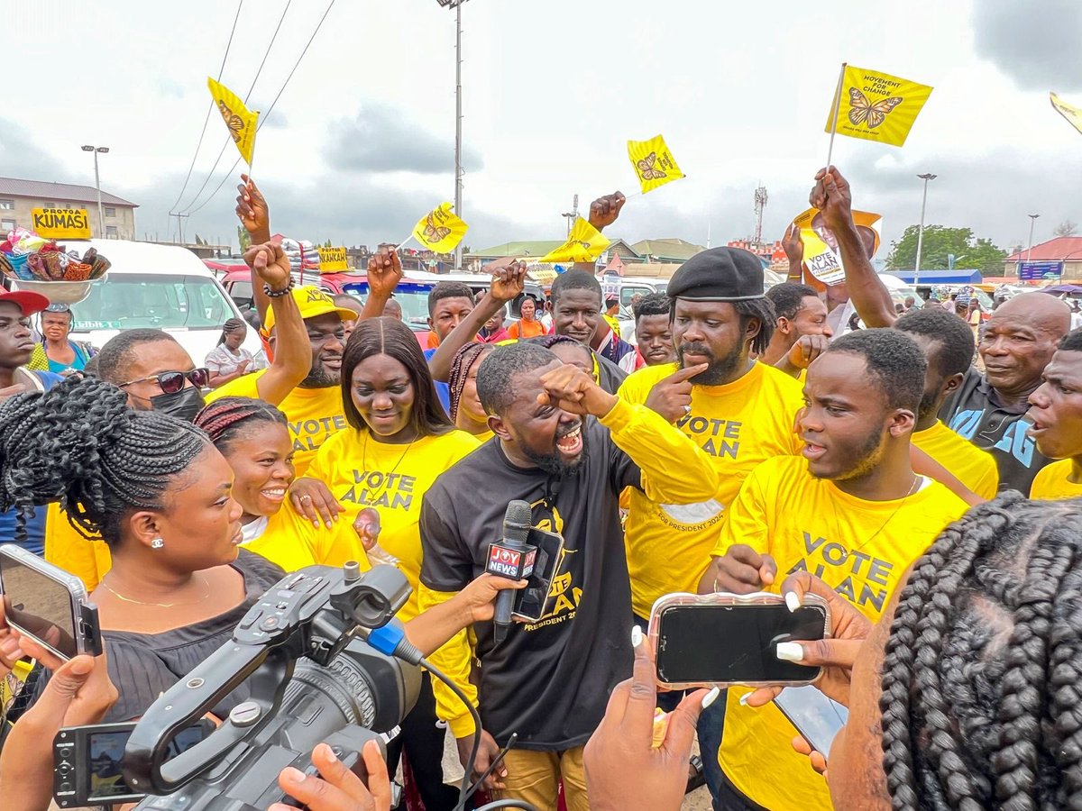 Yellow Army tweet media