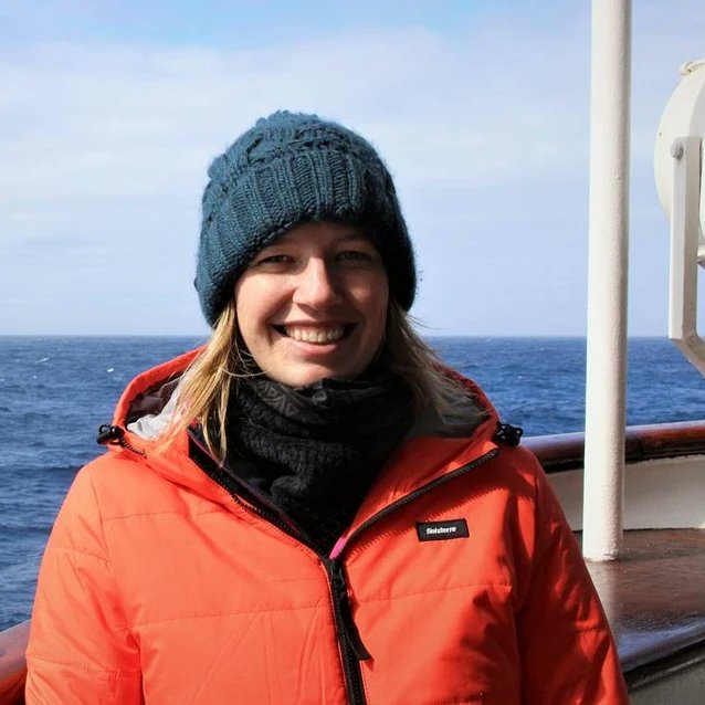 girlsingeosci's tweet photo. Did you know we have only mapped 20% of the global ocean? Dr Jenny Gales is here to teach us about how bathymetry is collected and how to understand seafloor maps, improving our knowledge of the oceans. Submarine volcanoes, landslides and canyons will be revealed @plymuni! #GiG24 https://t.co/WqiykwQLfu