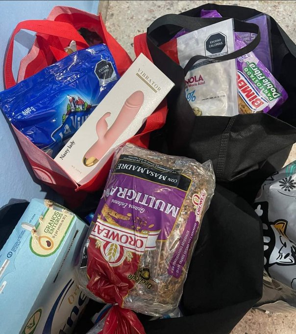 Prepar&aacute;ndome para la llegada de #Beryl , cuidense mucho. https://t.co/83EvvSUBIt<a href="/tag/beryl"class="tags">#Beryl</a>