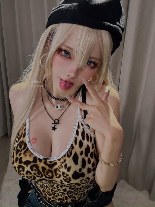 Twitterのコスプレ画像3