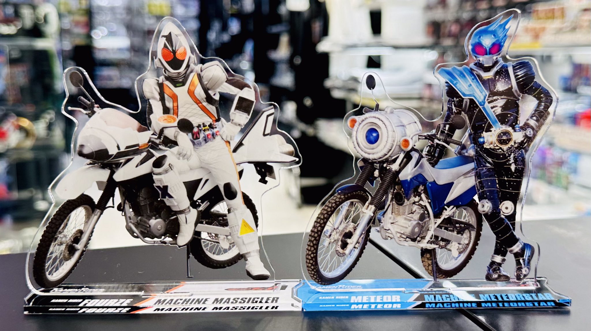 仮面ライダーストア on X: 