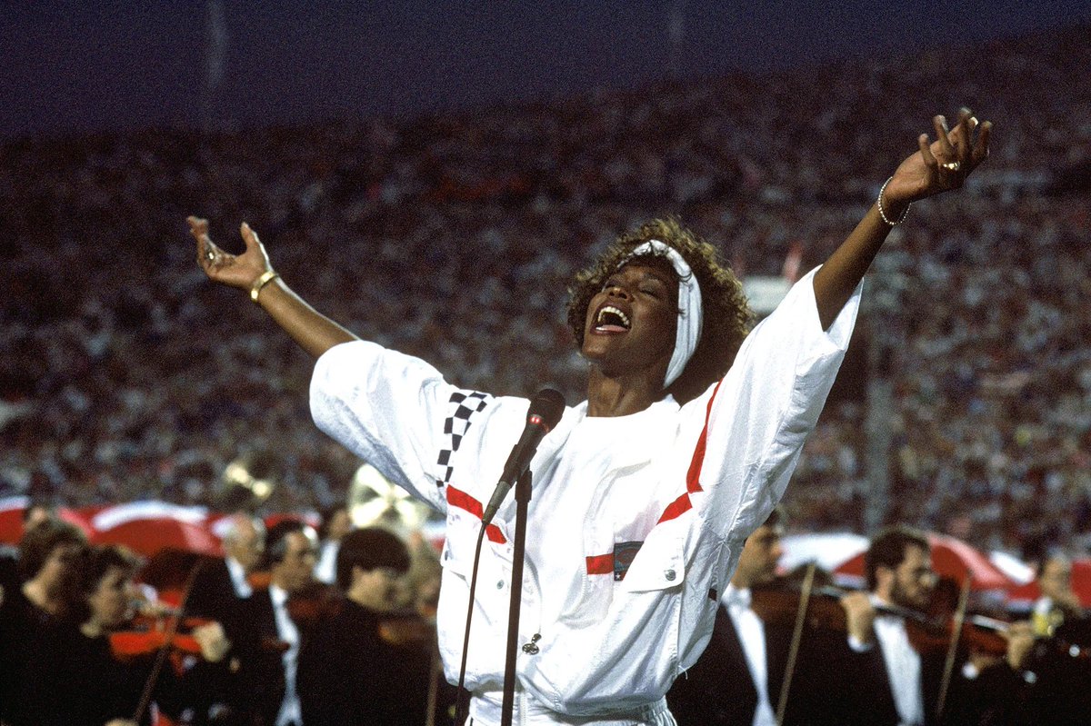 heathlgray's tweet photo. Happy birthday America! 248 looks stellar on you! 

Let it be known, if you don’t listen to the Star Spangled Banner sung by Whitney Houston today, you did 4th of July incorrectly.

#IndependenceDay2024 https://t.co/pgqHlrx32T