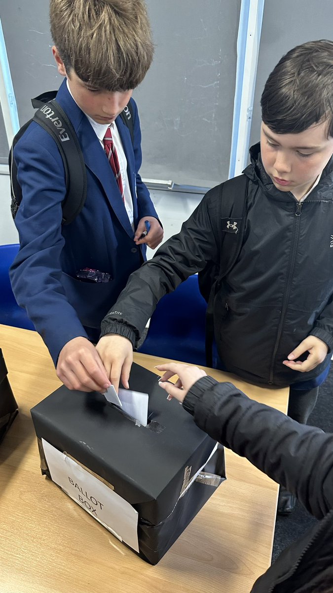 Maghull High Y8 tweet media