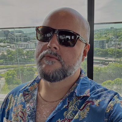 RTRnBNA's tweet photo. #NewProfilePic https://t.co/EjYvWy6GXG