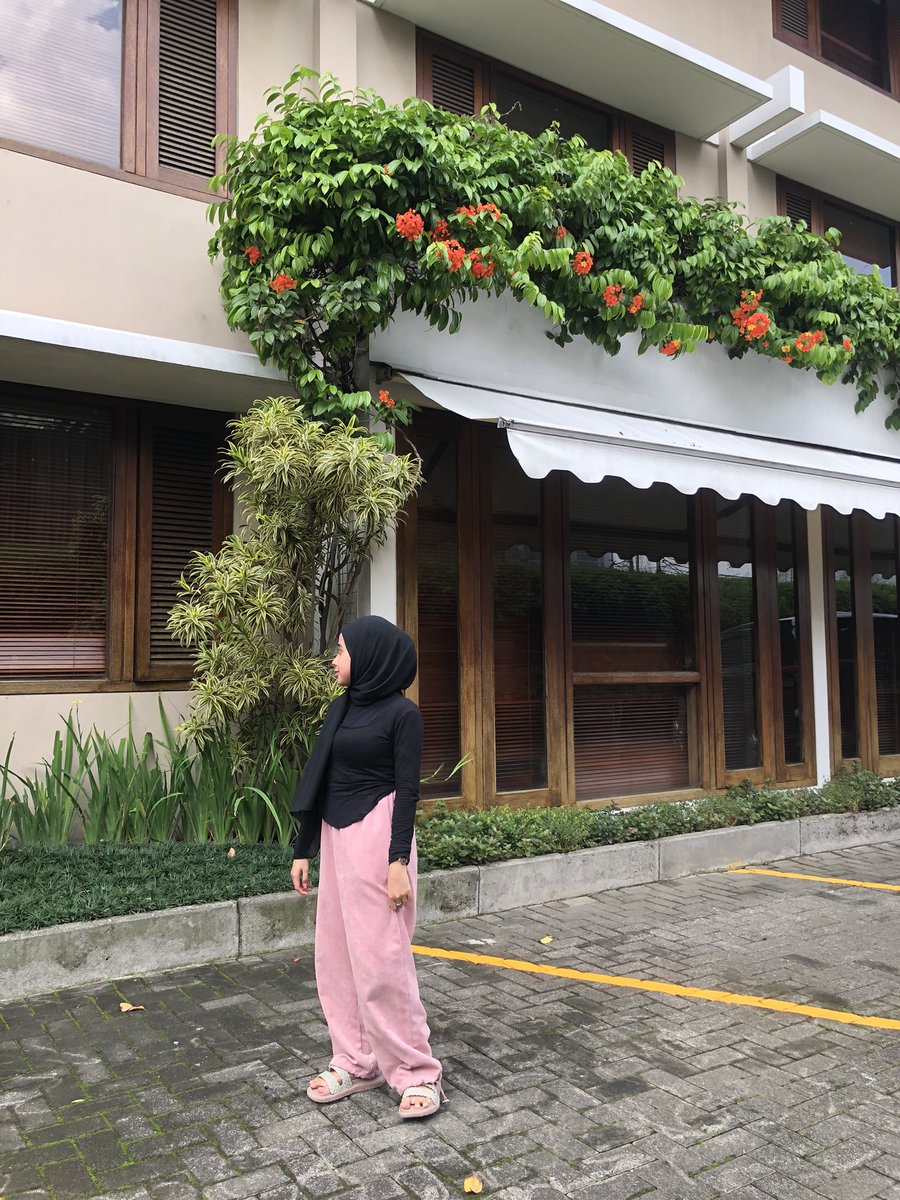 sabilnsd1's tweet photo. Klo ada yg liat jodoh aku tolong kasi tau yaa https://t.co/7SBVXxlXgC