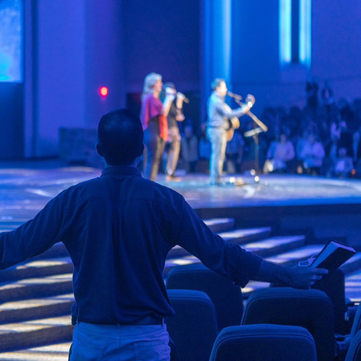 fbccov's tweet image. We get to 𝘧𝘳𝘦𝘦𝘭𝘺 gather to worship a God who 𝘧𝘳𝘦𝘦𝘭𝘺 gave his Son in a country secured by our troops who 𝘧𝘳𝘦𝘦𝘭𝘺 sacrificed. We thank God for our nation's 𝘧𝘳𝘦𝘦𝘥𝘰𝘮 today and the joy of walking in 𝙝𝙞𝙨 𝙛𝙧𝙚𝙚𝙙𝙤𝙢 forever. 🙌