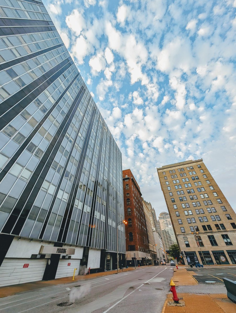 vintiga's tweet image. Random Downtown

#RandomDowntown #RandomStLouis #Dowtown #StLouis #DowntownStLouis #WalkAbout #PhotographyIsArt #Photography #ColorPreset #Preset #Pixel8 #Pixel8Pro #PixelPhotography #ShotOnPixel #GooglePixel