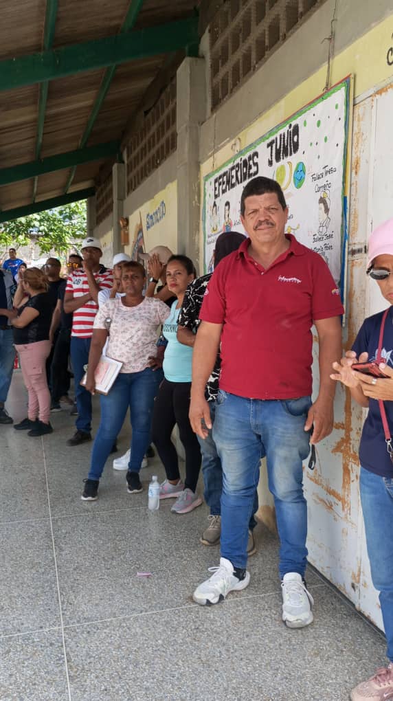 Infocentro Brisas del Terminal YARACUY tweet media