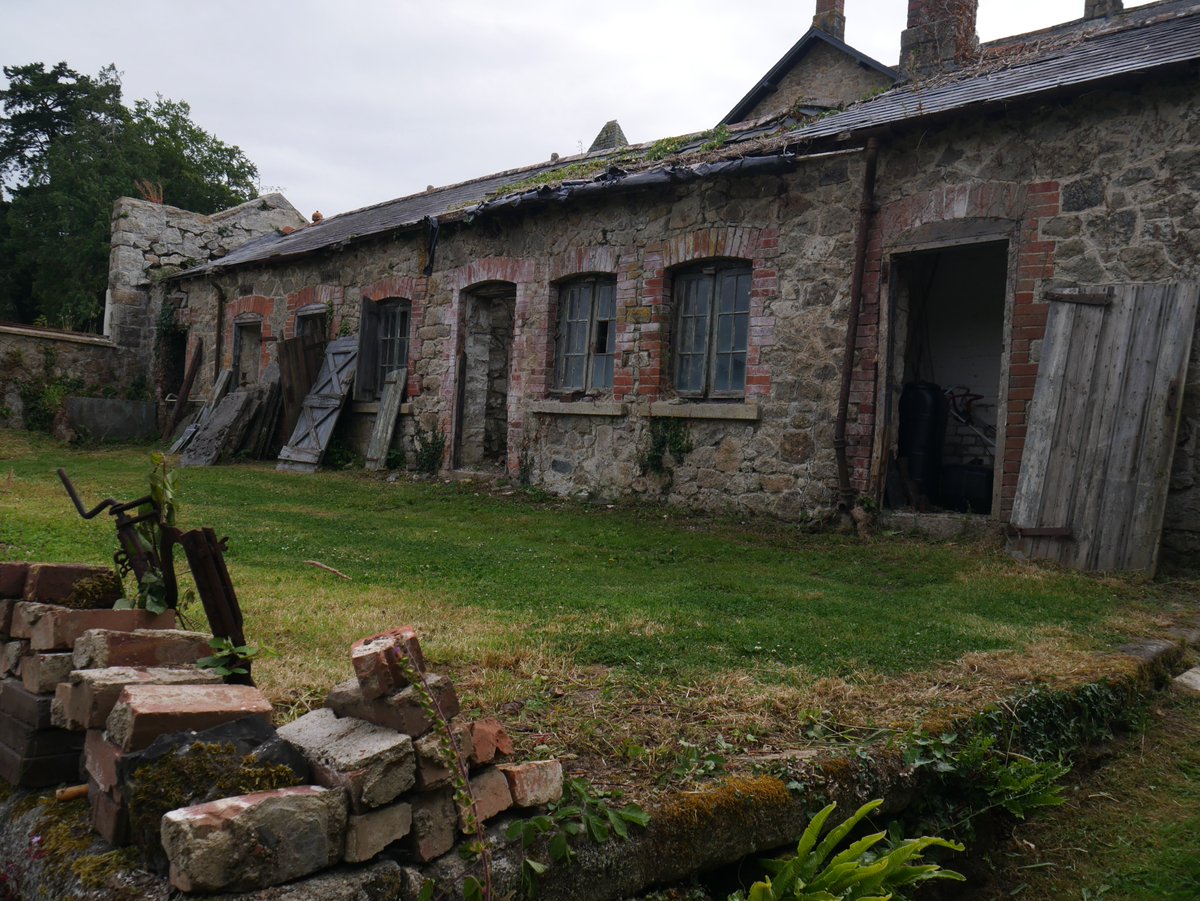DevonGardens's tweet photo. What a fantastic private visit to Wood, South Tawton, Grade I listed.  Early C20 formal gardens &amp; parkland designed by Thomas Mawson. For more details see our website. https://t.co/Z56mUPM5WF