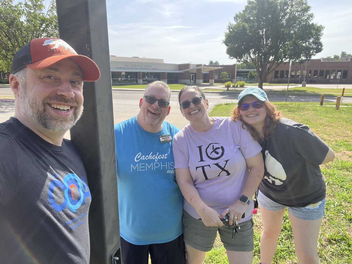 WWCachefest's tweet image. Happy 4th of July from Oklahoma! We hope everyone is having a great holiday and finding some fun geocaches.

#geocaching
#cachefest #4thJuly