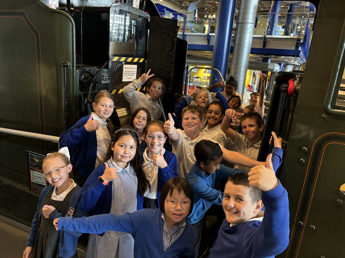 latimerprimary's tweet image. #ClassMN picture haul from today’s trip to #ThinkTank. Everyone’s had a great day full of learning and fun🔬✈️🚂🪐