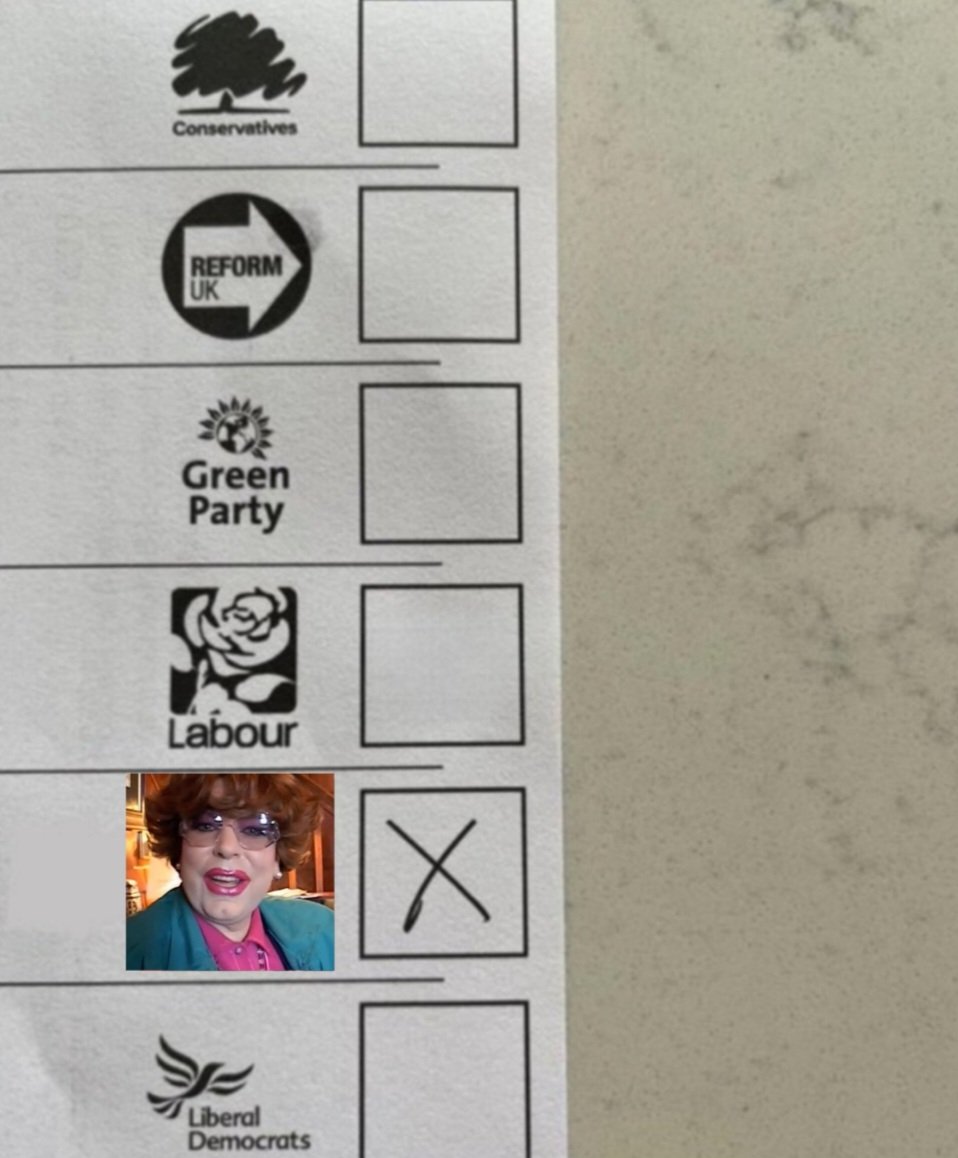 🖤 anya ✨️ tweet media