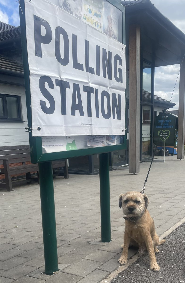 #dogsatpollingstations