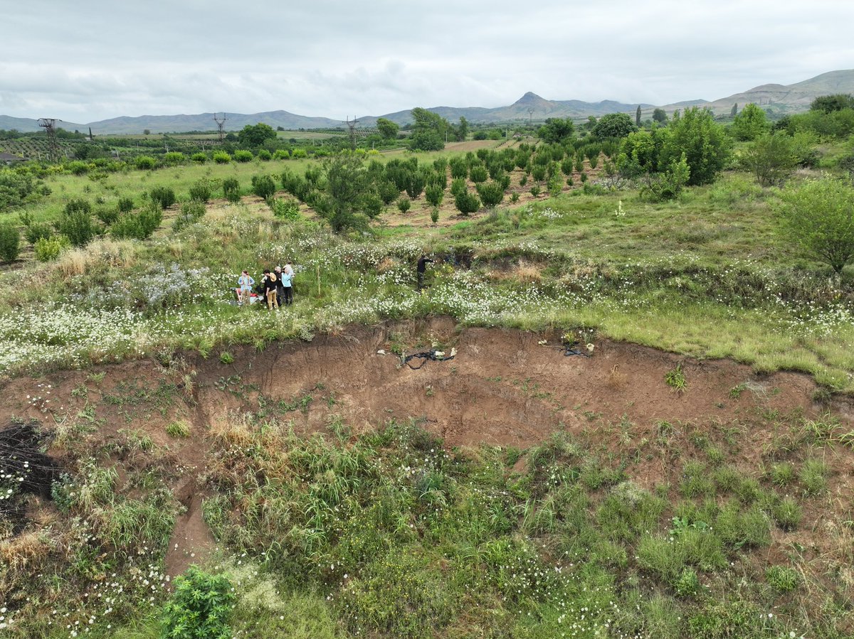 JaysonGillPaleo's tweet photo. Excavation day 1 vs 2. What a difference a day makes. Working on our @TheLeakeyFndtn funded excavations at the site of Ptghavan-4 in northern Armenia. https://t.co/pZDuoMi1HB