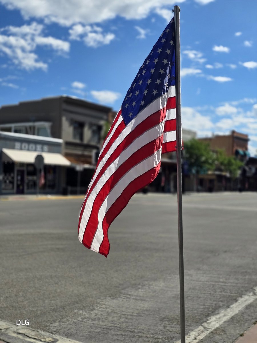 DerwinLGray's tweet image. America,

we desperately need a new generation of political leaders that care more about America than their poloitcal party, who are beholden to we the people and not lobby interest. We need a new generation of morally upright statesmen &amp;amp; women to lead us into united future.