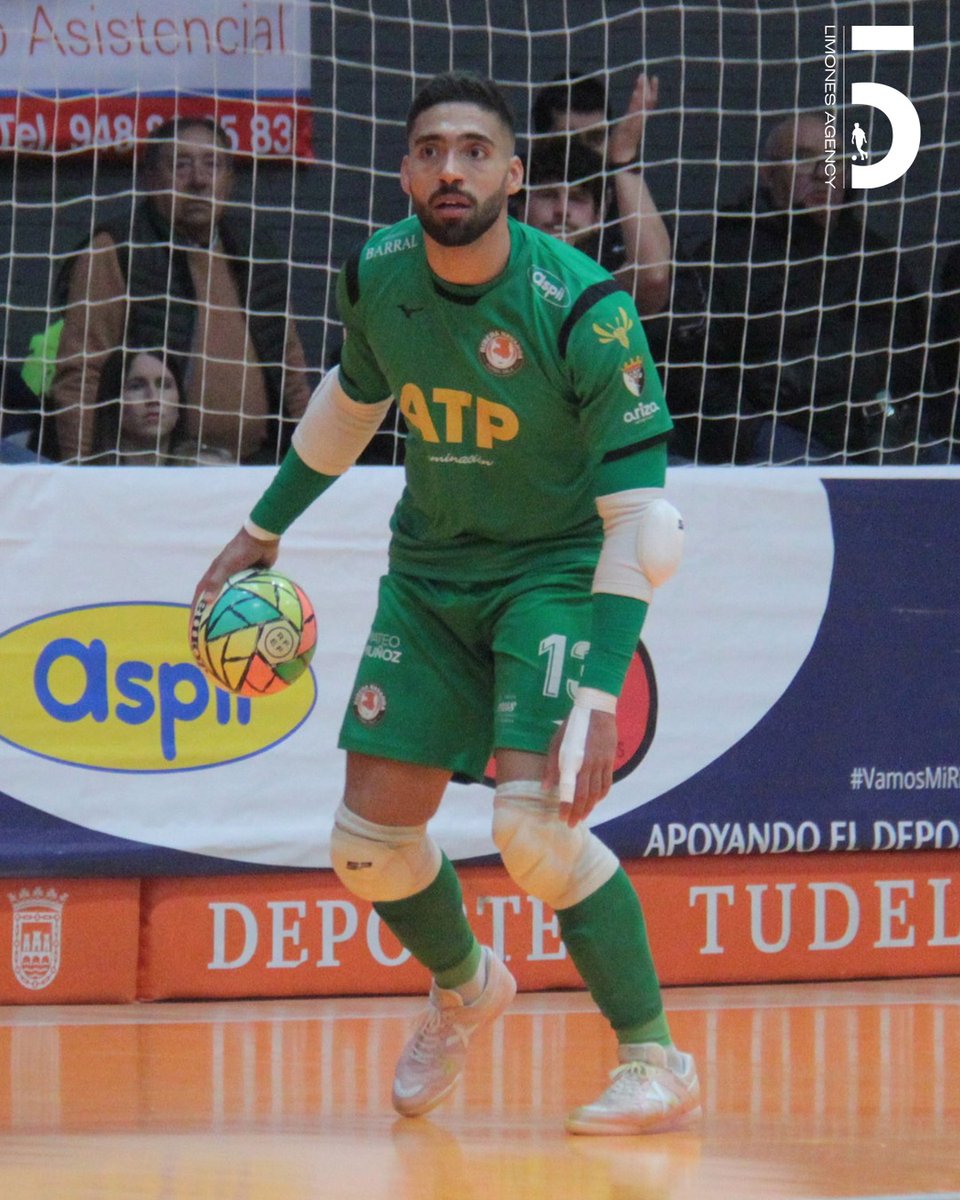 Otra temporada más en la Caldera 🟠⚫️

ᴀᴅʀɪᴀɴ ᴘᴇʀᴇɪʀᴀ 🤝 <a href="/RiberaNavarraFS/">ATP Iluminación Ribera Navarra FS</a> 

#Limones5Agencyteam • <a href="/_apereira_13/">Adrián Pereira</a>